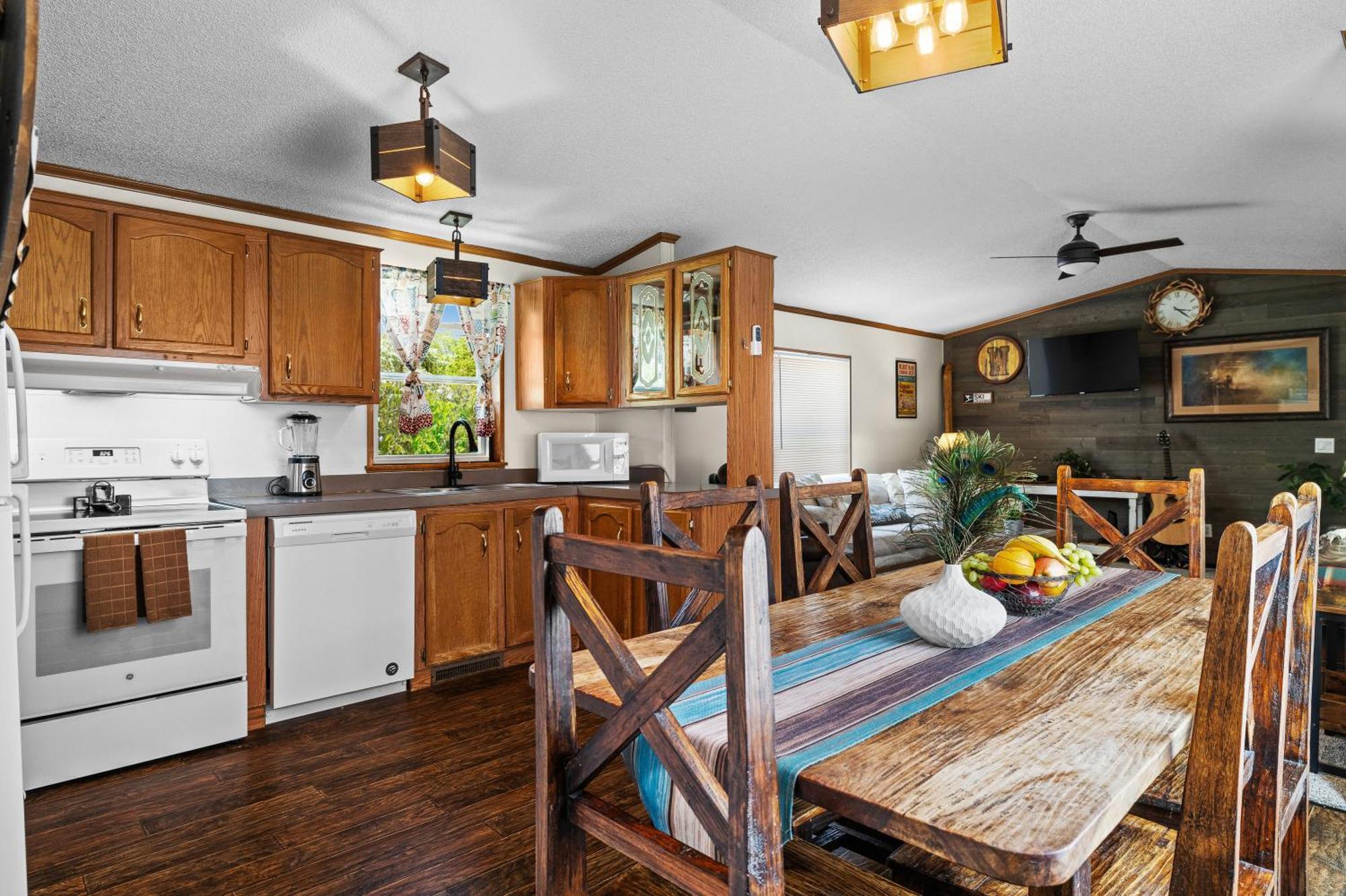 Let'S Go ! Fisherman, Families, Pools One Minute From Your Door, Comfort, Location Perfect, Amenity-Rich, Pup Friendly, Discover An Exceptional Wyoming Stay, Thermopolis River Walk Home At Hot Springs State Park, 'Where Families And Fisherman Stay' Ngoại thất bức ảnh